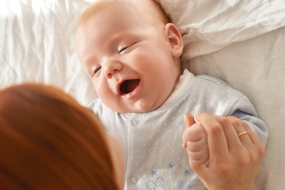 langue des signes à votre bébé