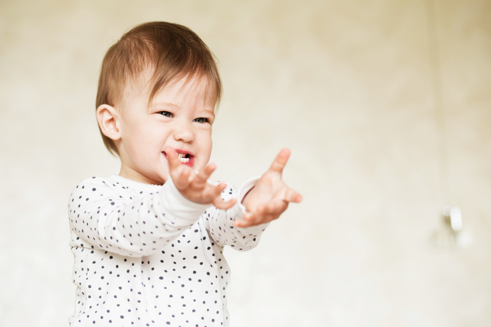 langue des signes à votre bébé